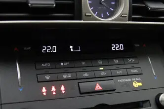 Lexus IS 300, 2.5, 133 kW, гибрид, автомат, задний привод