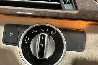 Mercedes-Benz E 350, 3.0, 195 kW, diesel, automatic, four-wheel drive