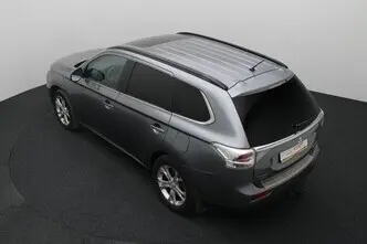 Mitsubishi Outlander, 2.0, 110 kW, lpg, автомат, передний привод