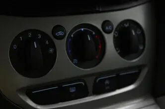 Ford Focus, 1.6, 77 kW, дизель, механическая, передний привод