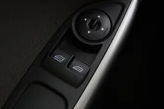 Ford Focus, 1.6, 77 kW, дизель, механическая, передний привод