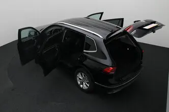 Volkswagen Tiguan, 2.0, 132 kW, бензин, автомат, полный привод