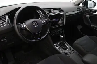 Volkswagen Tiguan, 2.0, 132 kW, бензин, автомат, полный привод