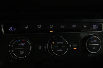 Volkswagen Tiguan, 2.0, 132 kW, бензин, автомат, полный привод