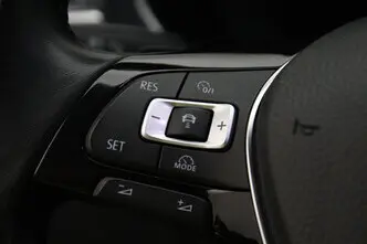 Volkswagen Tiguan, 2.0, 132 kW, бензин, автомат, полный привод
