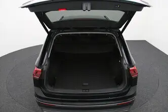 Volkswagen Tiguan, 2.0, 132 kW, бензин, автомат, полный привод