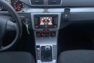 Volkswagen Passat, 1.4, 90 kW, petrol, manual, front-wheel drive