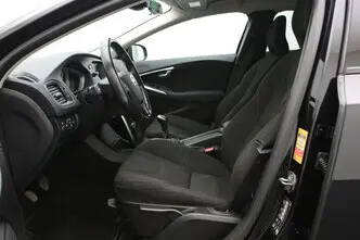 Volvo V40, 2.0, 140 kW, дизель, механическая, передний привод