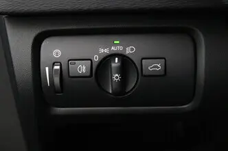 Volvo V40, 2.0, 140 kW, дизель, механическая, передний привод