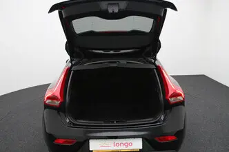 Volvo V40, 2.0, 140 kW, дизель, механическая, передний привод