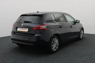 Peugeot 308, 1.5, 96 kW, дизель, механическая, передний привод