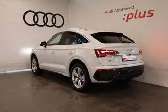 Audi Q5, 2.0, 150 kW, hybrid, automatic, four-wheel drive