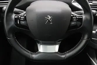 Peugeot 308, 1.5, 96 kW, дизель, механическая, передний привод