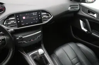 Peugeot 308, 1.5, 96 kW, дизель, механическая, передний привод