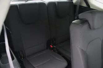 Kia Carens, 1.6, 99 kW, бензин, механическая, передний привод
