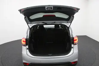 Kia Carens, 1.6, 99 kW, бензин, механическая, передний привод