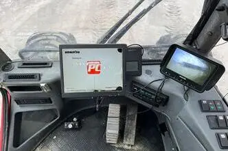 Komatsu 931 6x6, 179 kW, diisel