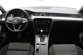 Volkswagen Passat, 1.6, 88 kW, diisel, automaat, esivedu
