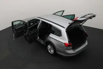 Volkswagen Passat, 1.6, 88 kW, diisel, automaat, esivedu
