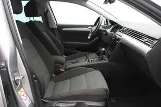 Volkswagen Passat, 1.6, 88 kW, diisel, automaat, esivedu