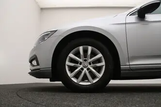 Volkswagen Passat, 1.6, 88 kW, diisel, automaat, esivedu