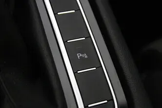 Volkswagen Passat, 1.6, 88 kW, diisel, automaat, esivedu