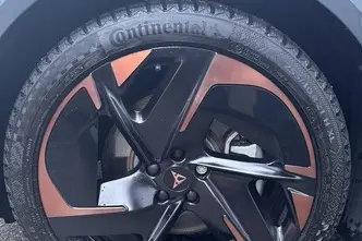 Cupra Tavascan, 77 kW, electric, automatic, four-wheel drive