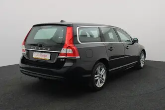 Volvo V70, 2.0, 110 kW, diesel, manual, front-wheel drive
