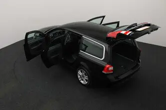 Volvo V70, 2.0, 110 kW, diesel, manual, front-wheel drive