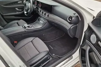 Mercedes-Benz E 200, 2.0, 110 kW, дизель, автомат, задний привод