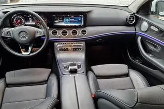 Mercedes-Benz E 200, 2.0, 110 kW, дизель, автомат, задний привод