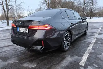 BMW 520, 2.0, 145 kW, hübriid, automaat, tagavedu
