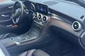 Mercedes-Benz GLC 200, 2.0, 120 kW, diesel, automatic, rear-wheel drive