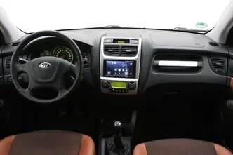 Kia Sportage, 2.0, 104 kW, бензин, механическая, передний привод