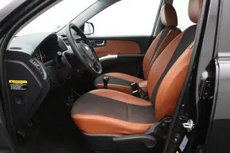 Kia Sportage, 2.0, 104 kW, бензин, механическая, передний привод