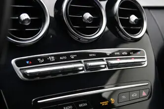 Mercedes-Benz C 200, 1.6, 118 kW, diisel, automaat, tagavedu