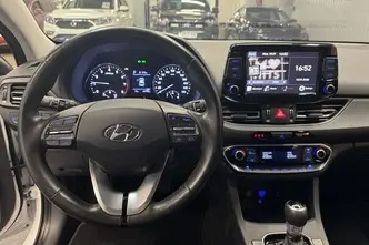 Hyundai i30, 1.0, 88.3 kW, гибрид, автомат, передний привод