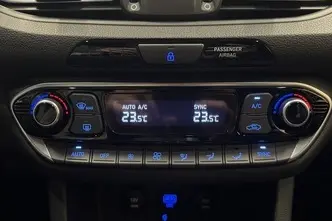 Hyundai i30, 1.0, 88.3 kW, гибрид, автомат, передний привод