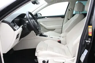 Volkswagen Passat, 1.6, 88 kW, diisel, automaat, esivedu
