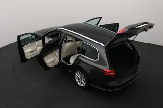 Volkswagen Passat, 1.6, 88 kW, diisel, automaat, esivedu