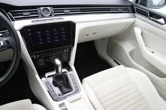Volkswagen Passat, 1.6, 88 kW, diisel, automaat, esivedu