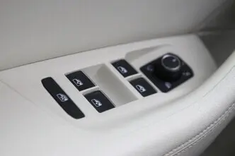 Volkswagen Passat, 1.6, 88 kW, diisel, automaat, esivedu