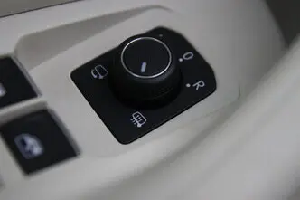 Volkswagen Passat, 1.6, 88 kW, diisel, automaat, esivedu