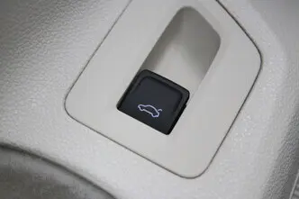 Volkswagen Passat, 1.6, 88 kW, diisel, automaat, esivedu