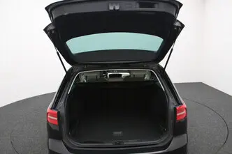 Volkswagen Passat, 1.6, 88 kW, diisel, automaat, esivedu