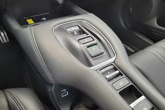 Honda ZR-V, 2.0, 105 kW, гибрид, автомат, передний привод