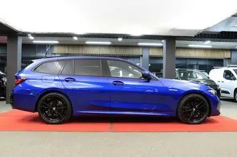 BMW 320, 2.0, 140 kW, hybrid, automatic, four-wheel drive