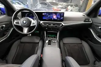 BMW 320, 2.0, 140 kW, hybrid, automatic, four-wheel drive