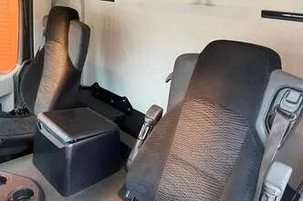 Mercedes-Benz Antos 1827 4x2, дизель, автомат