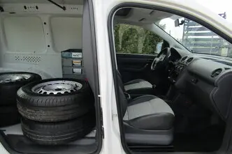 Volkswagen Caddy, 1.6, дизель, механическая, передний привод